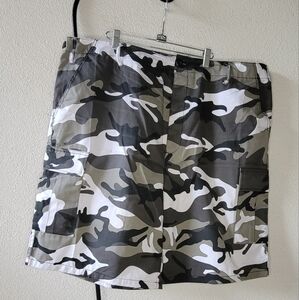 Men's XXL Camo Cargo Shorts